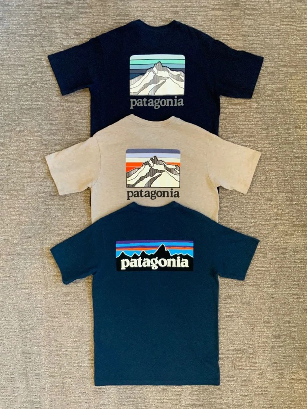 Patagonia P-6 & Line Logo Ridge Pocket Responsibili Tee SS T-Shirts Lot of (3)